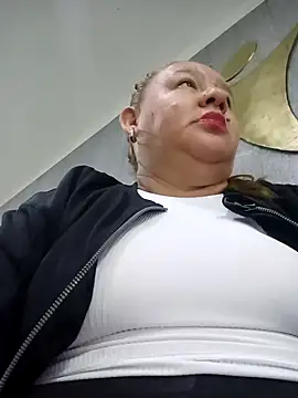 HORNY MATURE25 online show from 3, 1, 2025