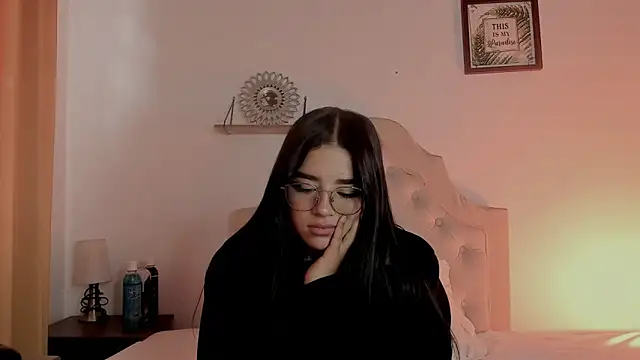 aliice walker  online show from 28, 1, 2025