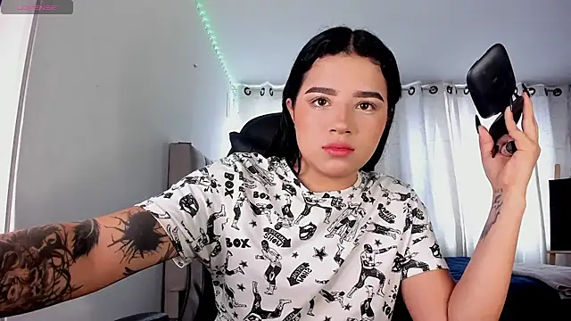 aliice walker  online show from 31, 10, 2025