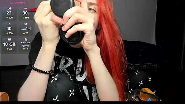 KitsuneRem online show from 11, 1, 2025