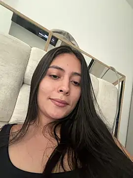 Snapshot of Sophie__Foxxx chatting on 16, 4, 2026 Sophie Foxxx online show from 16, 4, 2026