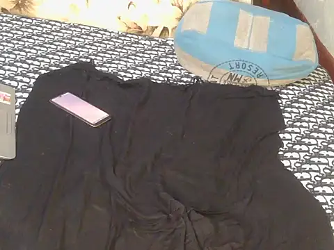 Snapshot of Pretty_hazel chatting on 2, 3, 2026 Pretty hazel online show from 2, 3, 2026