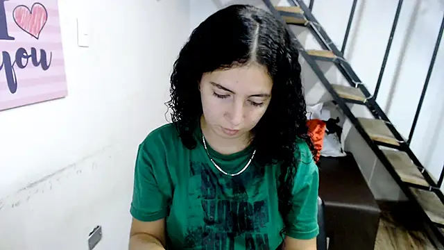 samantha baby  online show from 22, 1, 2025