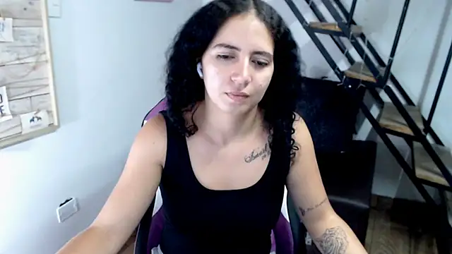 samantha baby  online show from 28, 10, 2025