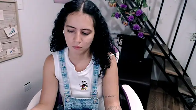 samantha baby  online show from 5, 2, 2026