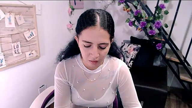 Snapshot of samantha_baby_ chatting on 4, 6, 2026 samantha baby online show from 4, 6, 2026
