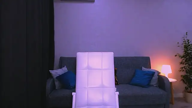 LesleySweet online show from 6, 2, 2026