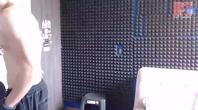 Snapshot of Curly_Angel24 chatting on 4, 2, 2025 Curly Angel24 online show from 4, 2, 2025