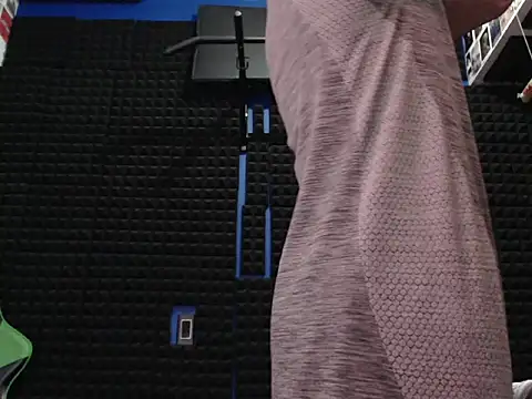 Snapshot of Curly_Angel24 chatting on 27, 11, 2025 Curly Angel24 online show from 27, 11, 2025