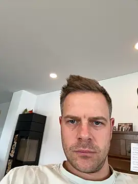 Danii0790 online show from 20, 10, 2025