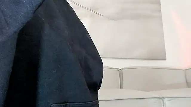 Snapshot of Apotheosis01 chatting on 15, 12, 2025 Apotheosis01 online show from 15, 12, 2025