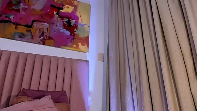 NoraDasilva online show from 10, 9, 2025