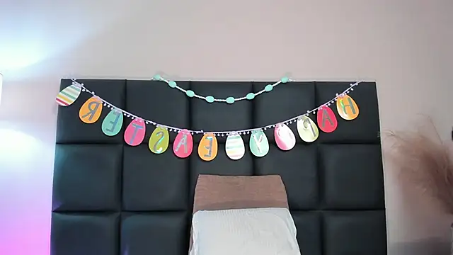 NoraDasilva online show from 2, 4, 2026