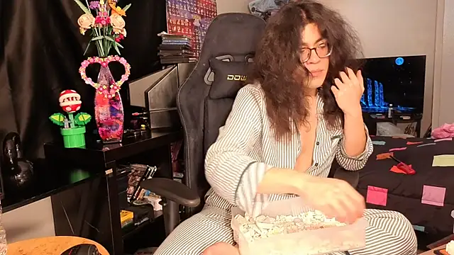 ShinyCherub online show from 14, 2, 2025