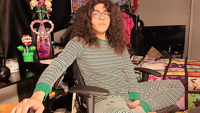 ShinyCherub online show from 17, 2, 2025