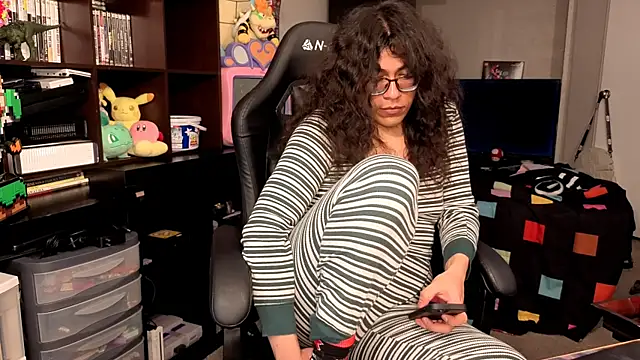 ShinyCherub online show from 7, 11, 2025