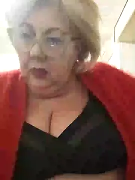 Snapshot of Merilulla chatting on 4, 2, 2025 Merilulla online show from 4, 2, 2025