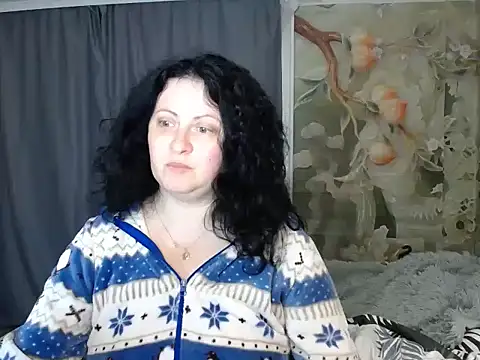 Lillian2 online show from 4, 11, 2025