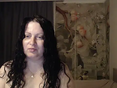 Snapshot of Lillian2 chatting on 23, 7, 2026 Lillian2 online show from 23, 7, 2026