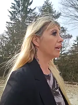 Sexy Sparkling  online show from 9, 3, 2026