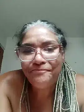 Snapshot of Delicy1 chatting on 4, 1, 2025 Delicy1 online show from 4, 1, 2025
