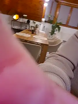 Isabellaa04 online show from 3, 2, 2025