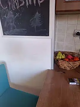 Isabellaa04 online show from 6, 2, 2025