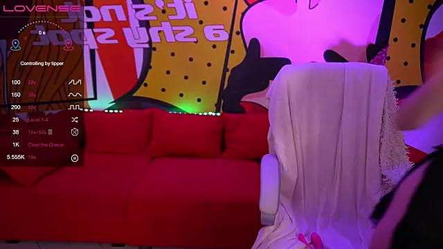 Daenerys Daenn online show from 12, 12, 2024