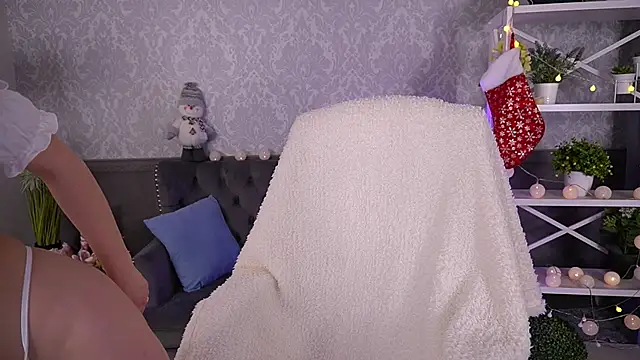 Daenerys Daenn online show from 25, 12, 2024