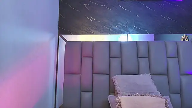  MiaBrown  online show from 6, 10, 2025