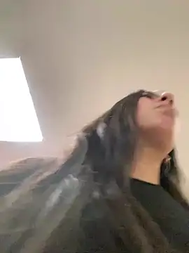 Nicollemays online show from 18, 3, 2025