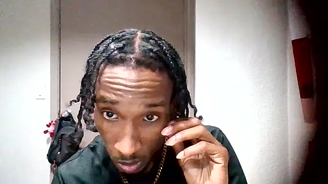 Snapshot of Z3US_UP_1 chatting on 9, 5, 2026 Z3US UP 1 online show from 9, 5, 2026