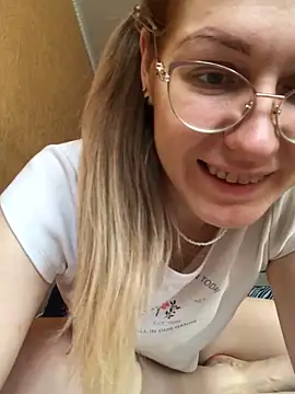 Snapshot of _Sweet_Love_ chatting on 14, 2, 2025 Sweet Love online show from 14, 2, 2025
