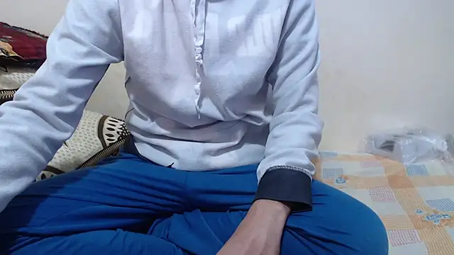 Snapshot of Alexdelarge323 chatting on 7, 2, 2026 Alexdelarge323 online show from 7, 2, 2026