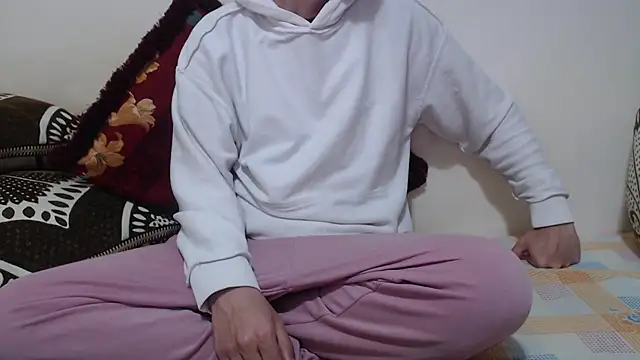 Snapshot of Alexdelarge323 chatting on 21, 2, 2026 Alexdelarge323 online show from 21, 2, 2026