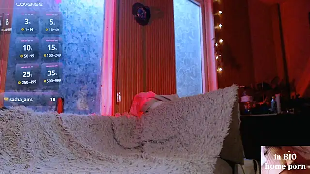 Cassie Wild online show from 27, 10, 2025