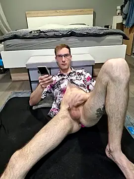 Snapshot of TOY_boy7 chatting on 23, 2, 2025 TOY boy7 online show from 23, 2, 2025