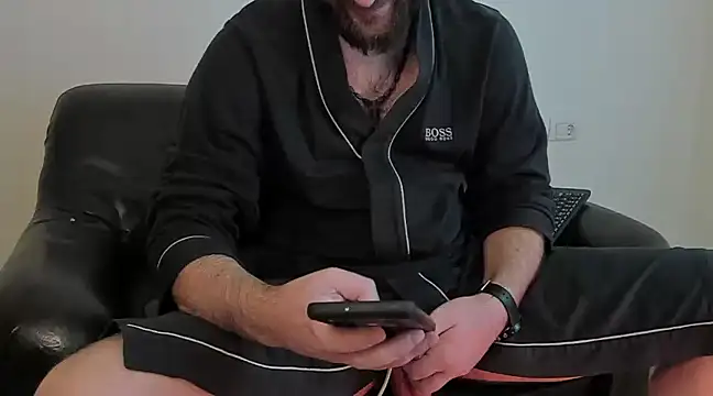 Snapshot of KingMalcom chatting on 24, 12, 2024 KingMalcom online show from 24, 12, 2024