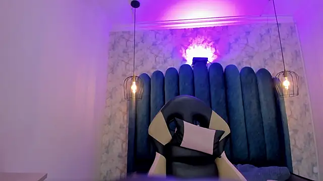 nalalye cruzz  online show from 30, 10, 2025