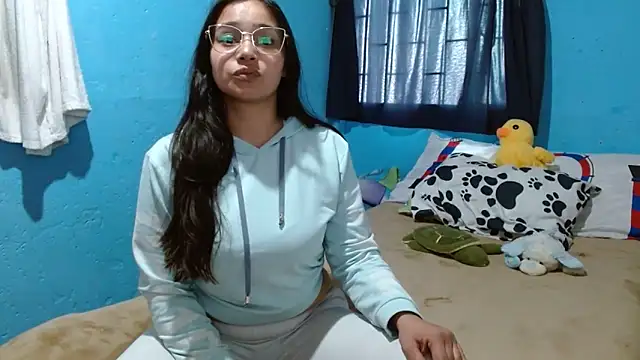 clarisse69 online show from 3, 2, 2025