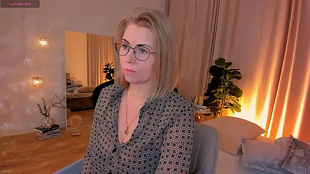 Annie Light online show from 3, 4, 2026