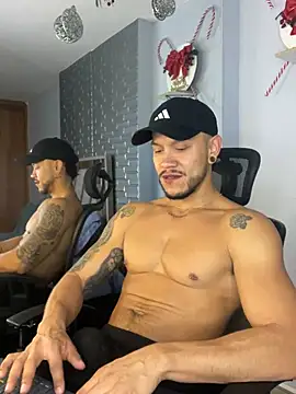 ARON TAYLER01 online show from 21, 12, 2024