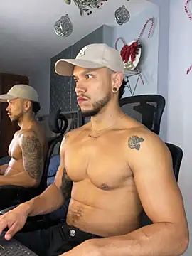 ARON TAYLER01 online show from 29, 12, 2024