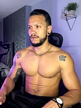 ARON TAYLER01 online show from 22, 11, 2025