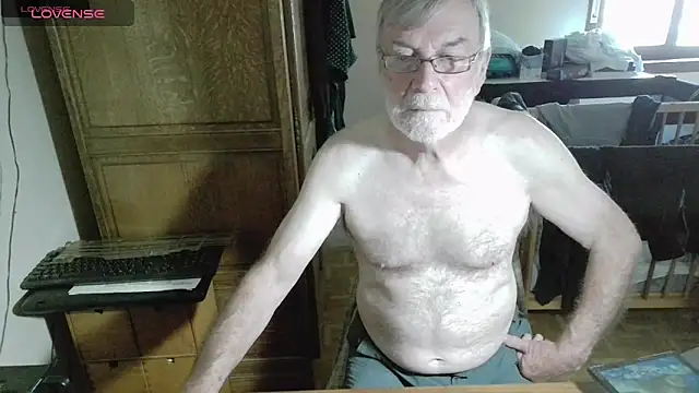 Snapshot of terrybare chatting on 29, 5, 2026 terrybare online show from 29, 5, 2026