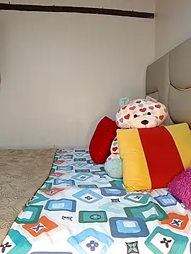 Snapshot of NicRaisaa chatting on 13, 3, 2025 NicRaisaa online show from 13, 3, 2025