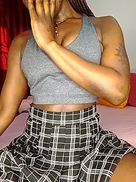 Snapshot of NicRaisaa chatting on 15, 10, 2025 NicRaisaa online show from 15, 10, 2025