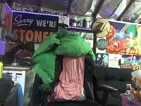 CloudDadddyyy420 online show from 9, 2, 2025