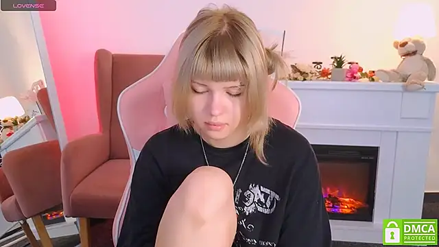 Grace and  Jacob online show from 28, 9, 2025