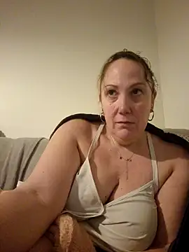 Wisie Cutie online show from 3, 1, 2025